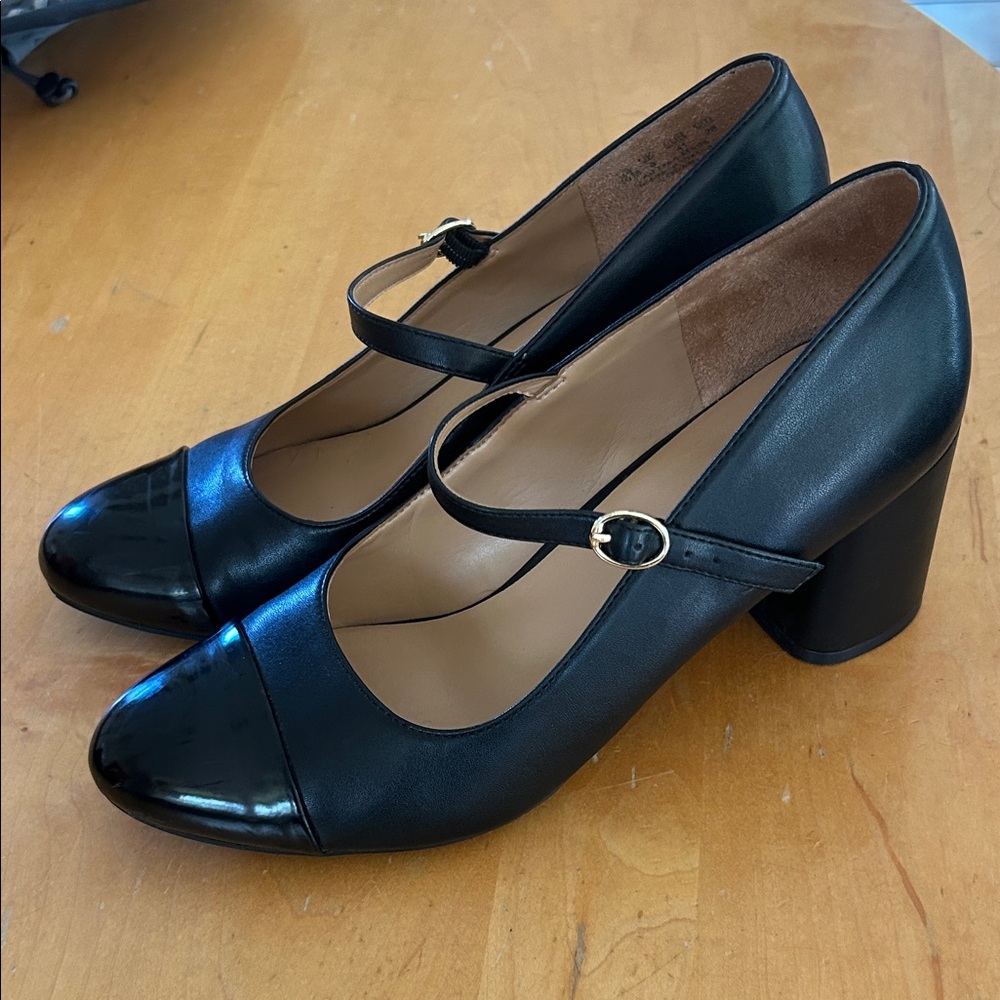 Clarks Lovable Black Mary Jane Block Heel Pumps